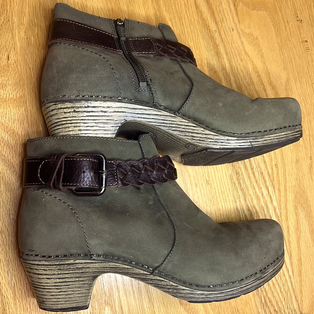 Green Dansko Boots size 38 (7.5)